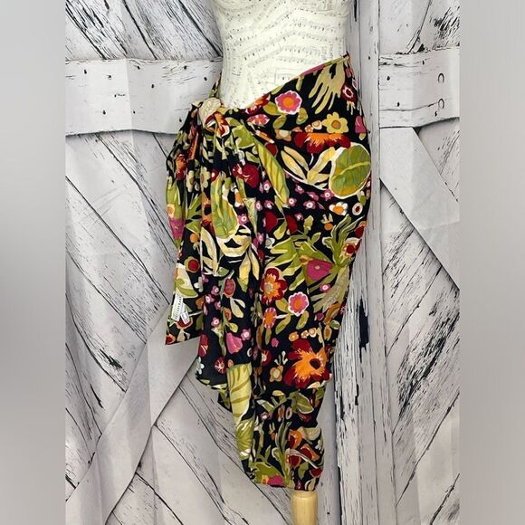 NWT Pottery Barn Sarong With Carrier Bag Floral OS - Picture 3 of 8